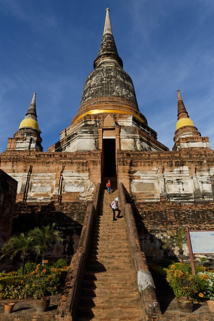 Wat Yai Chai Monkon-085